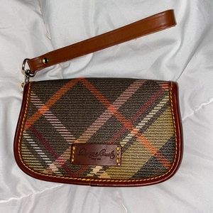 Vintage Authentic Dooney and Bourke Wristlet
